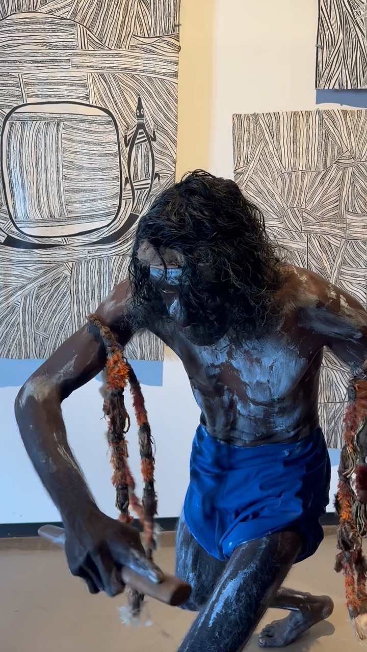 A most memorable and powerful ceremonial opening to the ‘Marawili’ exhibition at Outstation Gallery, with artists Wurrun…